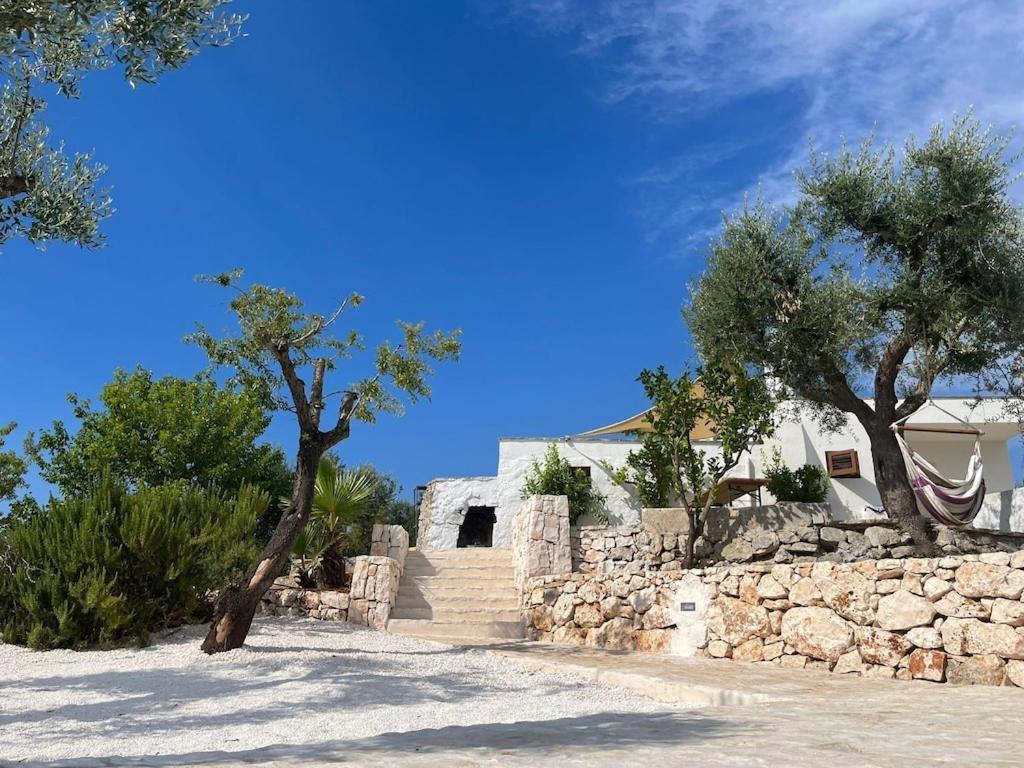 Casa Giuliveto - Charmantes Ferienhaus Mit Privatpool In Olivenhain 오스투니 외부 사진