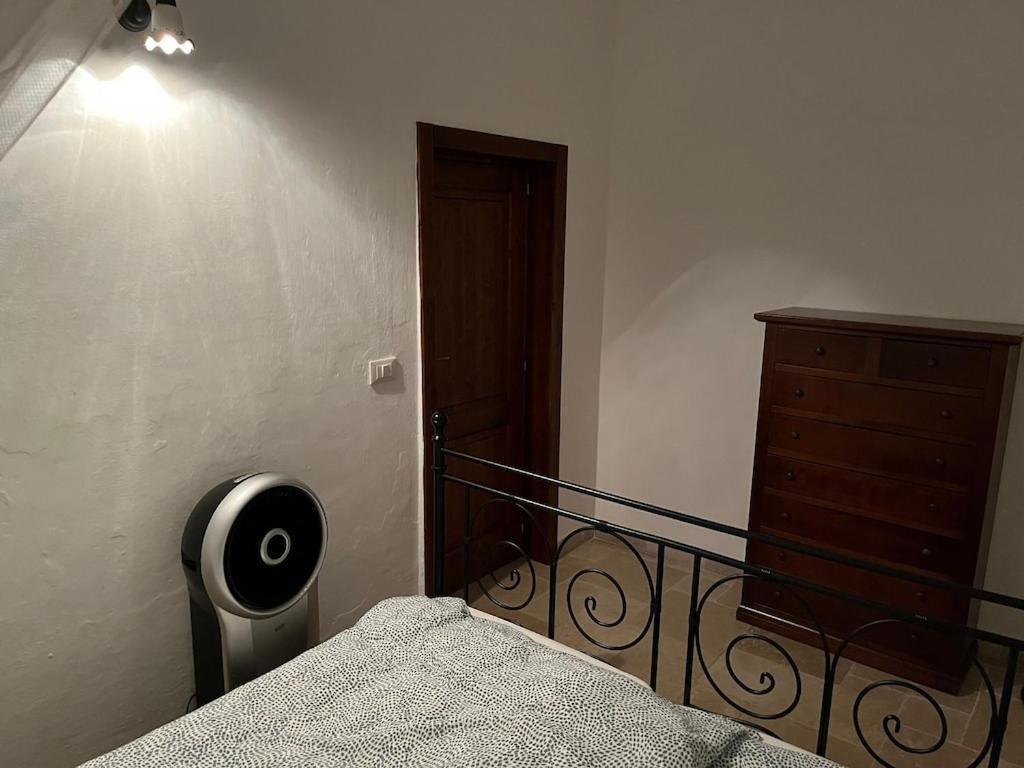 Casa Giuliveto - Charmantes Ferienhaus Mit Privatpool In Olivenhain 오스투니 외부 사진