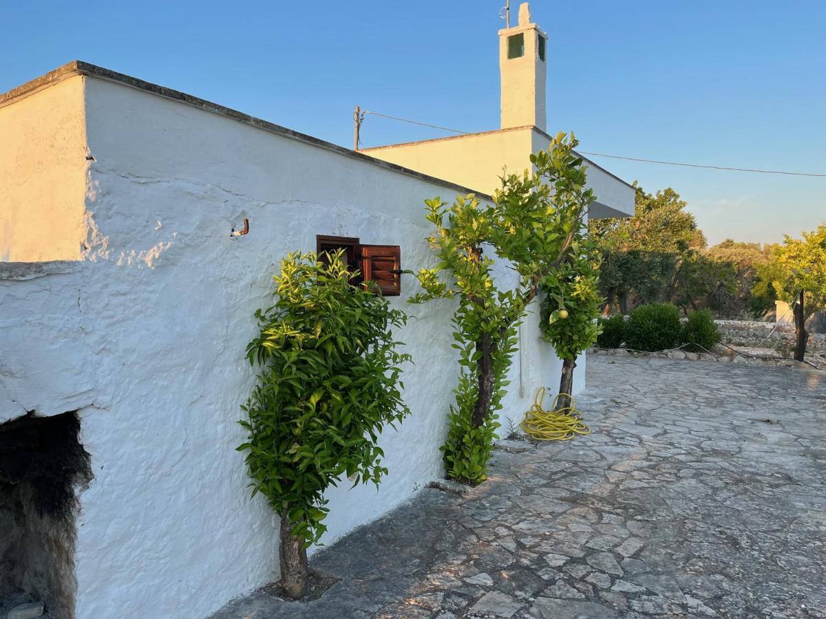 Casa Giuliveto - Charmantes Ferienhaus Mit Privatpool In Olivenhain 오스투니 외부 사진