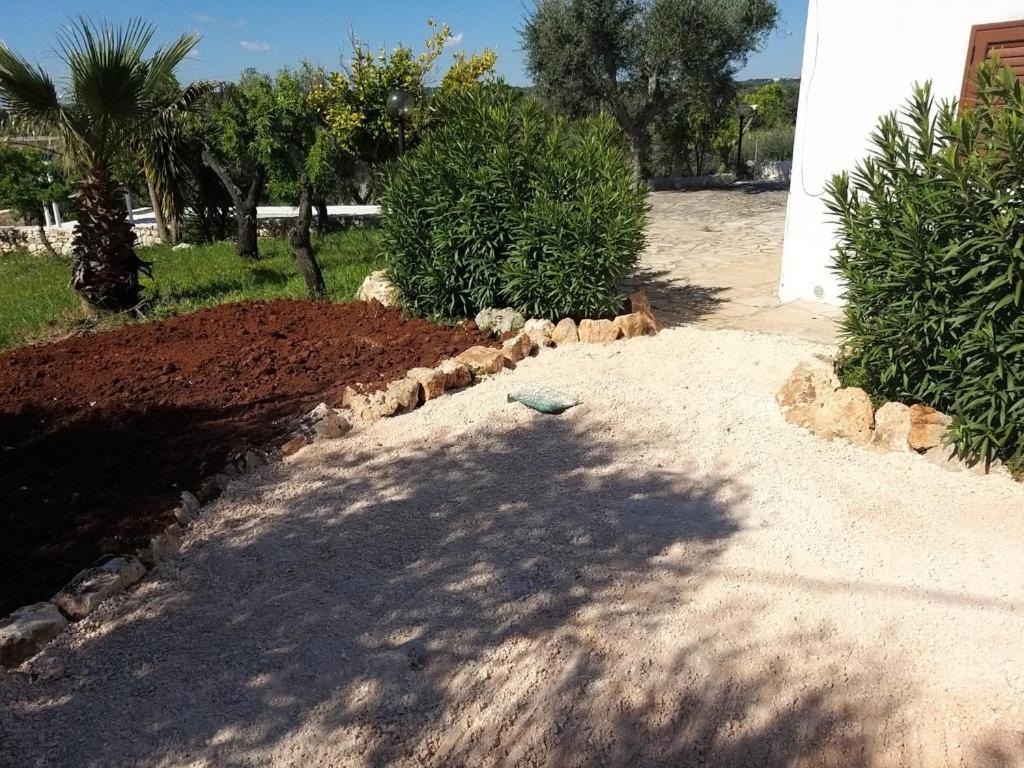 Casa Giuliveto - Charmantes Ferienhaus Mit Privatpool In Olivenhain 오스투니 외부 사진