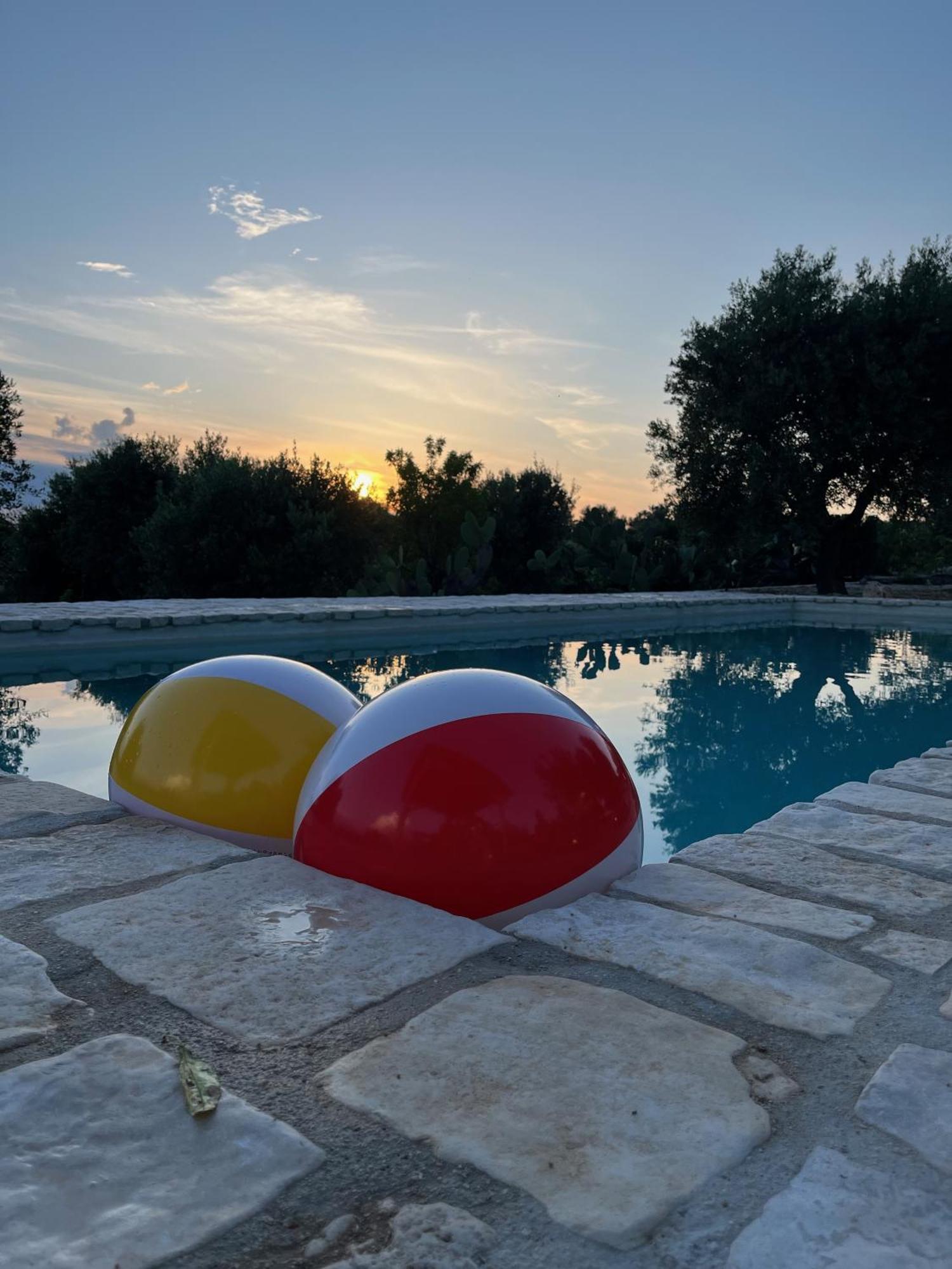 Casa Giuliveto - Charmantes Ferienhaus Mit Privatpool In Olivenhain 오스투니 외부 사진